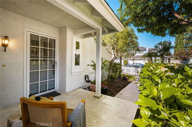 49 Summerfield 99, Irvine, CA 92614