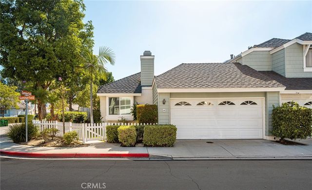 49 Summerfield 99, Irvine, CA 92614