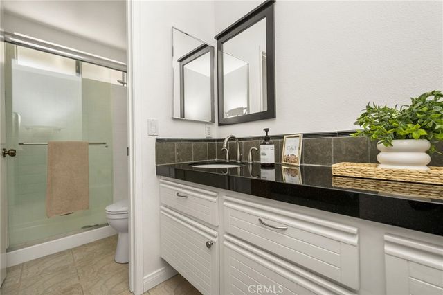 49 Summerfield 99, Irvine, CA 92614
