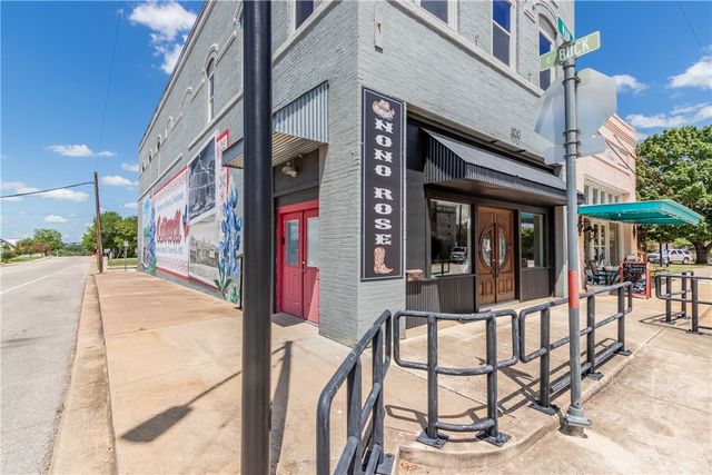 201 South Main Street, Caldwell, TX 77836