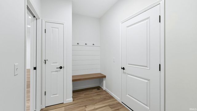 1110 Olympiada Knoll, Fort Wayne, IN 46845