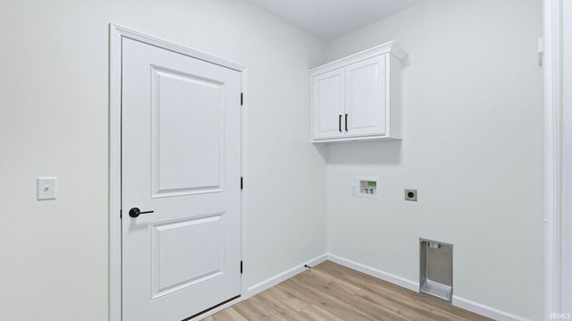 1110 Olympiada Knoll, Fort Wayne, IN 46845