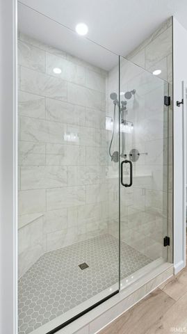 1110 Olympiada Knoll, Fort Wayne, IN 46845