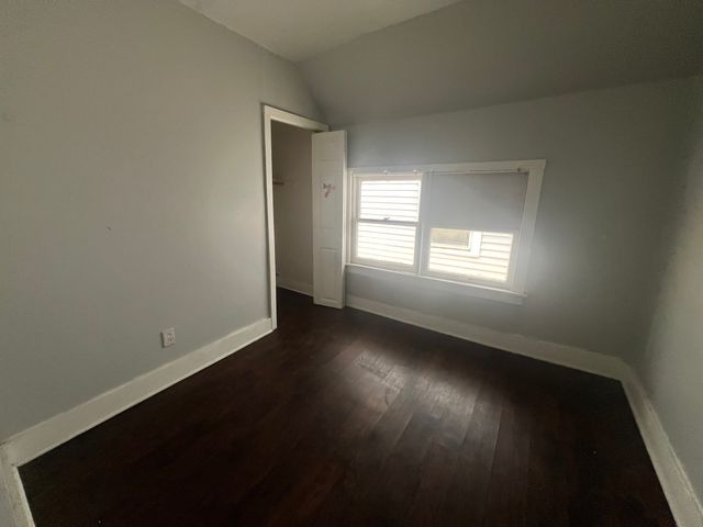 8623 S Manistee Avenue, Chicago, IL 60617