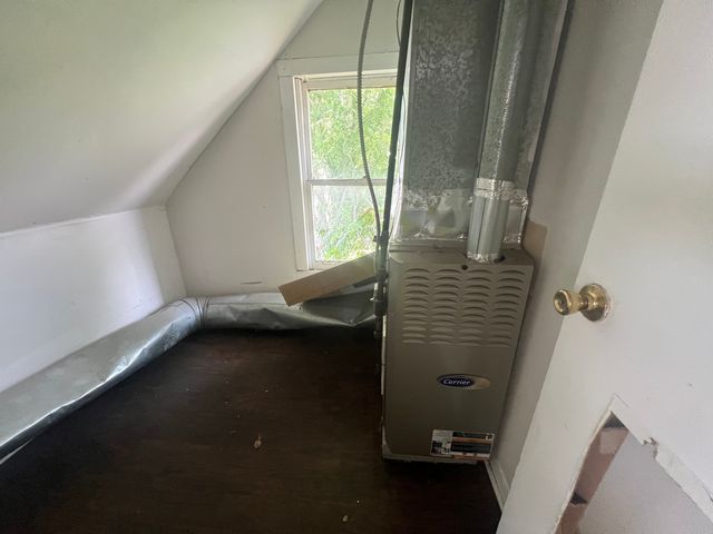 8623 S Manistee Avenue, Chicago, IL 60617