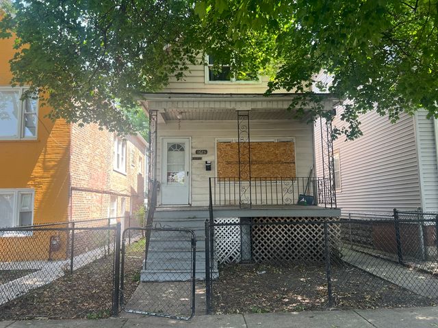 8623 S Manistee Avenue, Chicago, IL 60617