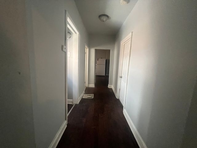 8623 S Manistee Avenue, Chicago, IL 60617