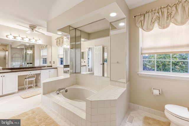 2 TRAFALGER CT, Sewell, NJ 08080