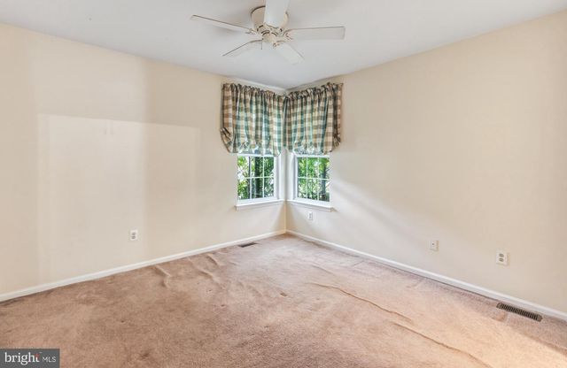 2 TRAFALGER CT, Sewell, NJ 08080