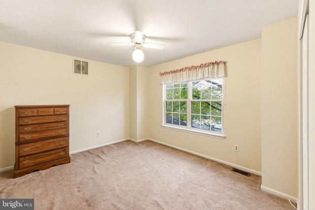 2 TRAFALGER CT, Sewell, NJ 08080