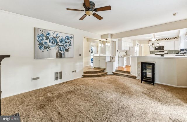 2 TRAFALGER CT, Sewell, NJ 08080
