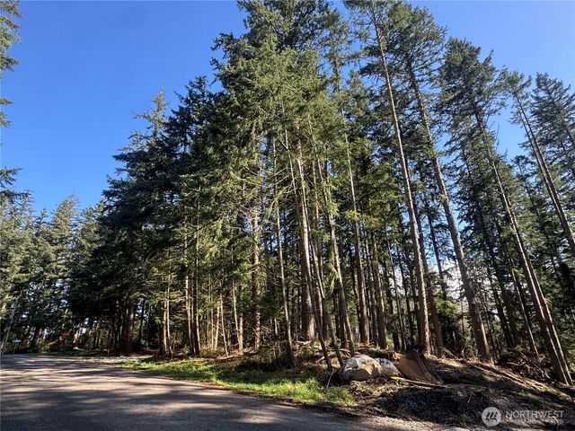 396 Durr Road, Camano Island, WA 98282