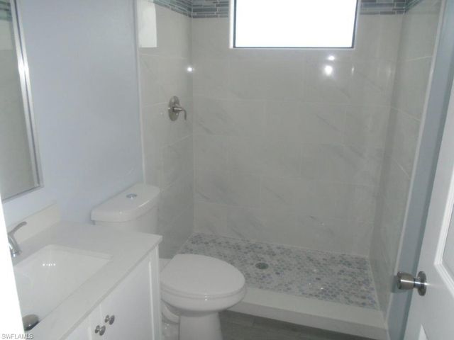 17594 Osprey Inlet CT, Fort Myers, FL 33908