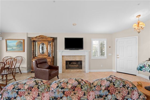 1718 Carrera Drive, San Jacinto, CA 92583