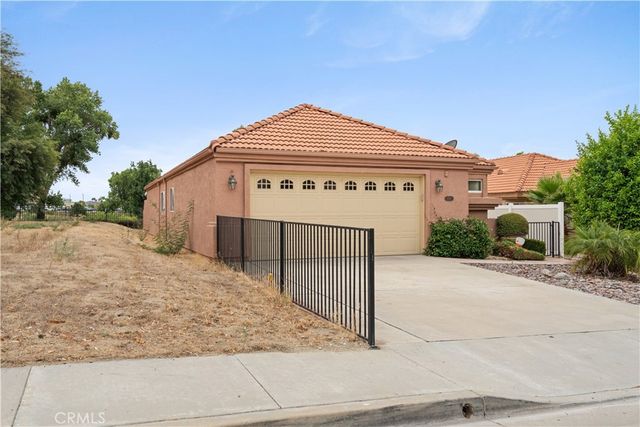 1718 Carrera Drive, San Jacinto, CA 92583