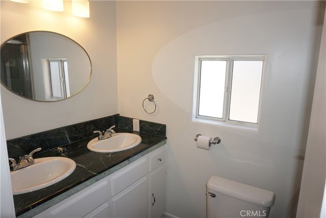 7633 Enfield Avenue, Reseda, CA 91335