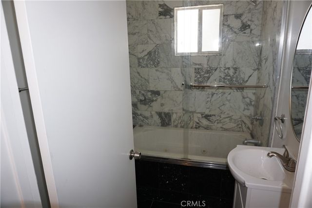 7633 Enfield Avenue, Reseda, CA 91335