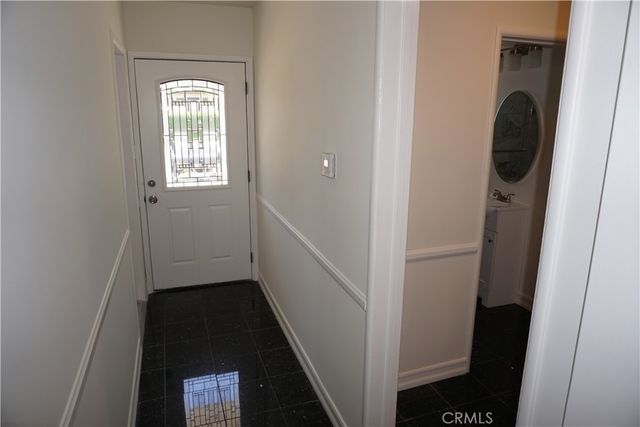 7633 Enfield Avenue, Reseda, CA 91335