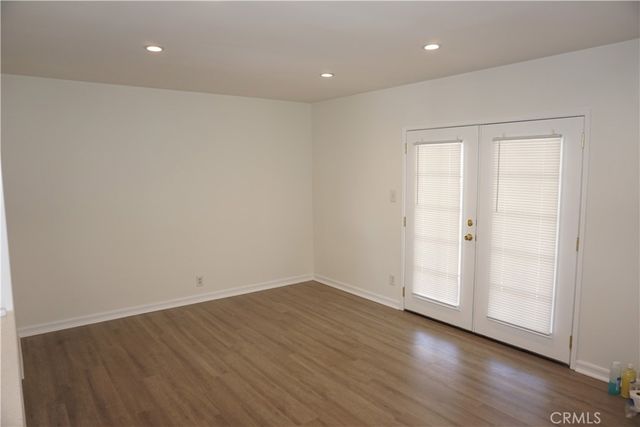 7633 Enfield Avenue, Reseda, CA 91335