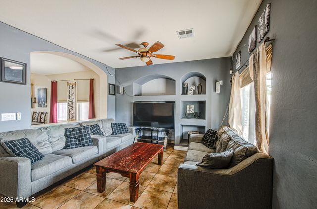 4933 W ST CATHERINE Avenue, Laveen, AZ 85339