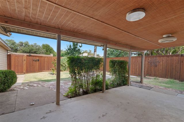 5514 Bishop Court, Lake Dallas, TX 75065