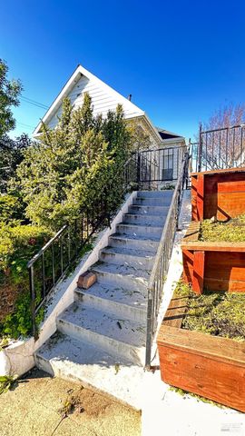 517 Branciforte St, Vallejo, CA 94590