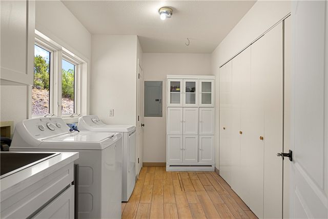 18723 E Knight Creek Road, Kingman, AZ 86401