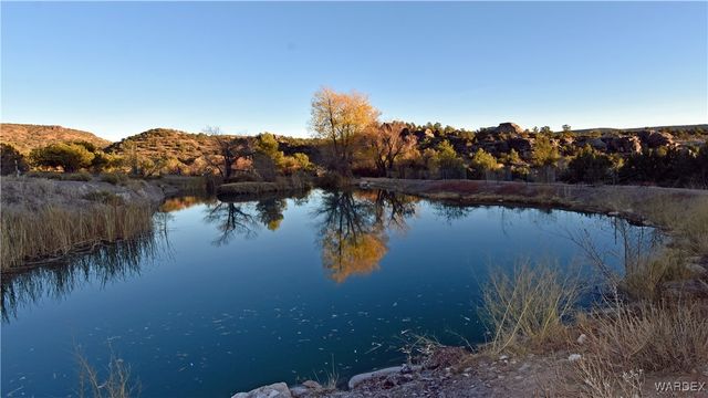 18723 E Knight Creek Road, Kingman, AZ 86401