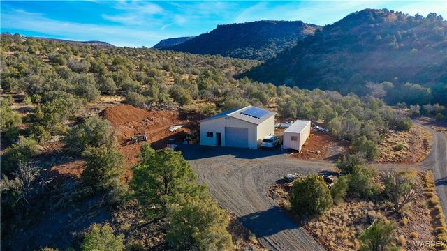 18723 E Knight Creek Road, Kingman, AZ 86401