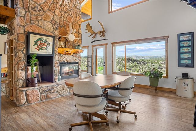 18723 E Knight Creek Road, Kingman, AZ 86401