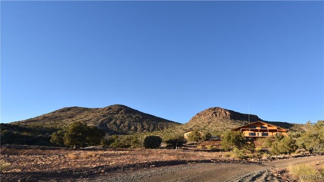 18723 E Knight Creek Road, Kingman, AZ 86401