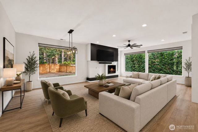 12401 Harwood Cove Lane SW, Lakewood, WA 98498