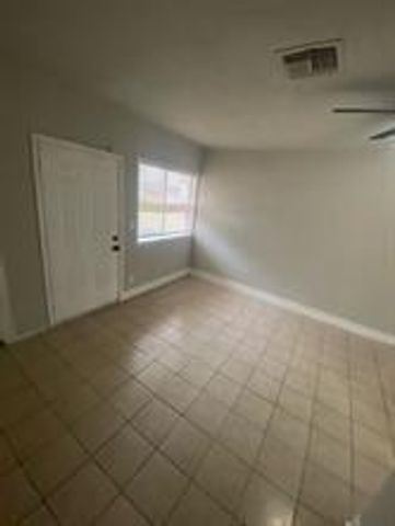 6122 Glenhurst Drive, Houston, TX 77033