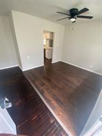 6122 Glenhurst Drive, Houston, TX 77033