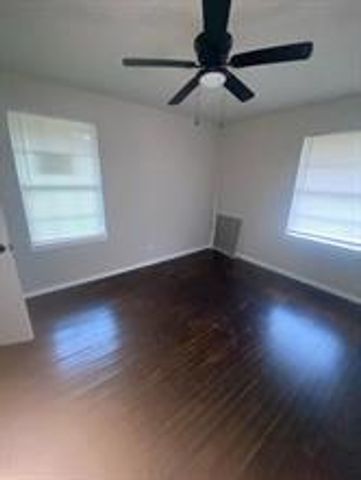 6122 Glenhurst Drive, Houston, TX 77033
