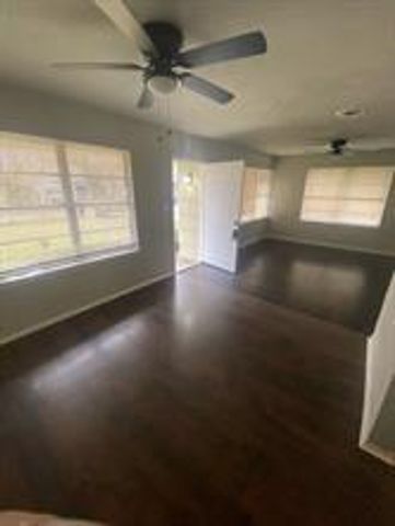 6122 Glenhurst Drive, Houston, TX 77033