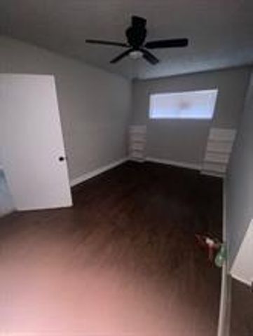 6122 Glenhurst Drive, Houston, TX 77033