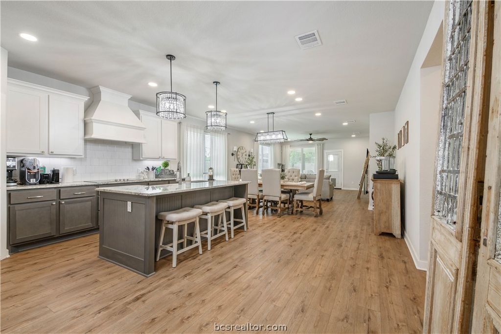 4149 Vintage Estates Court, Bryan, TX 77808 — photo 5