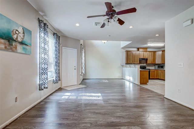 3742 E Ashford Villa Lane, Houston, TX 77082