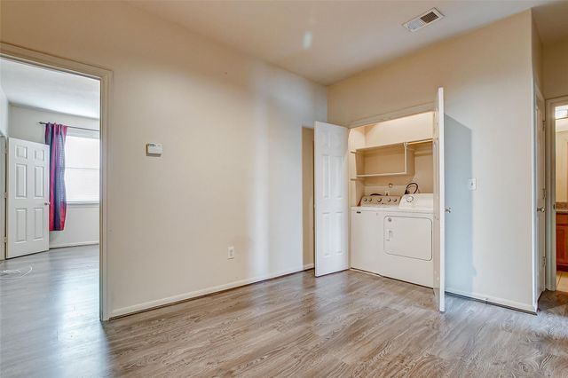 3742 E Ashford Villa Lane, Houston, TX 77082