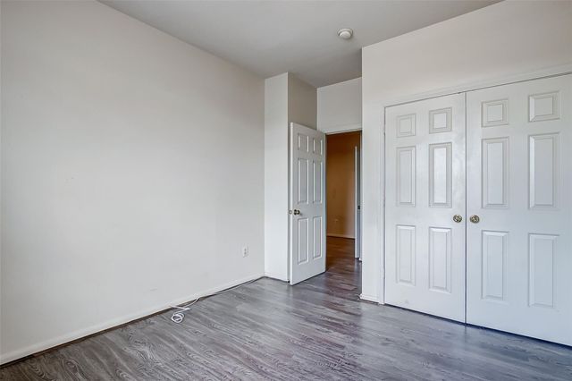 3742 E Ashford Villa Lane, Houston, TX 77082