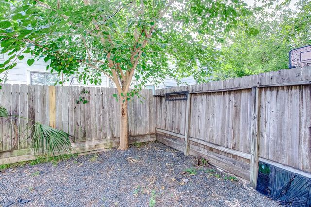 3742 E Ashford Villa Lane, Houston, TX 77082