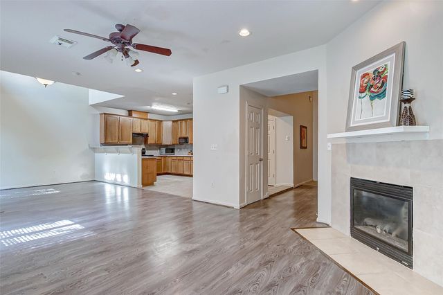 3742 E Ashford Villa Lane, Houston, TX 77082