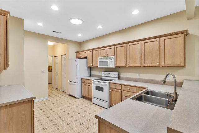 2091 Winchester Ct, Connoquenessing Twp, PA 16053