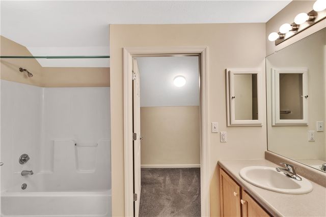 2091 Winchester Ct, Connoquenessing Twp, PA 16053