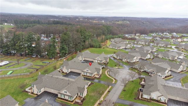 2091 Winchester Ct, Connoquenessing Twp, PA 16053
