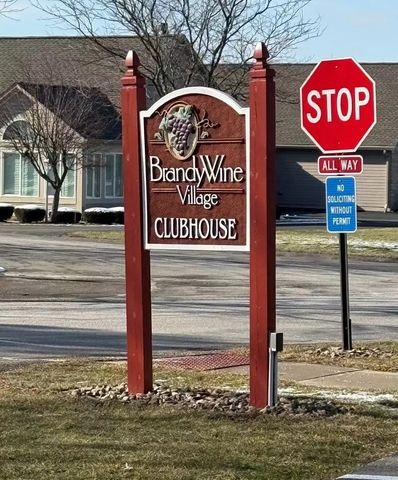 2091 Winchester Ct, Connoquenessing Twp, PA 16053