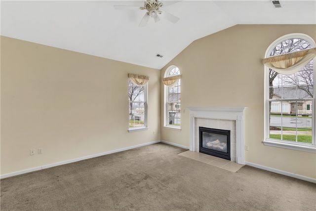 2091 Winchester Ct, Connoquenessing Twp, PA 16053