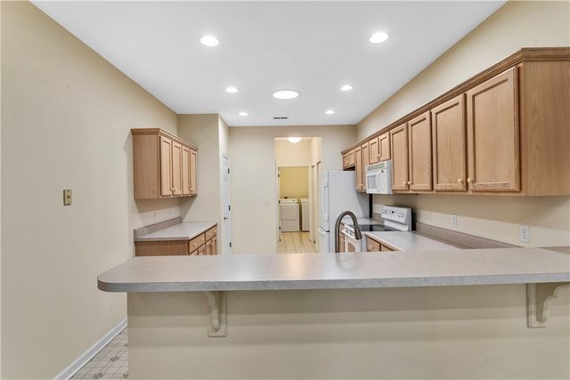 2091 Winchester Ct, Connoquenessing Twp, PA 16053