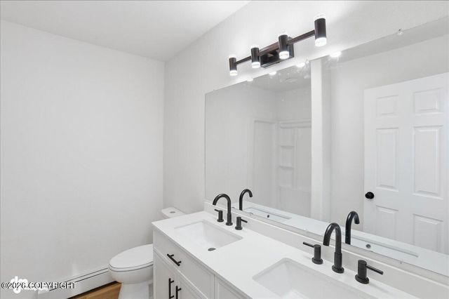 7339 E 17th Avenue, Anchorage, AK 99504